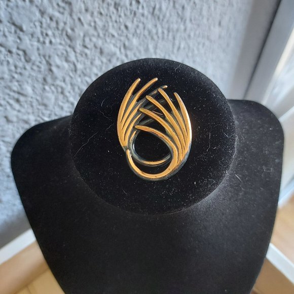 Vintage Copper Toned Swan Wing Brooch - Picture 1 of 3